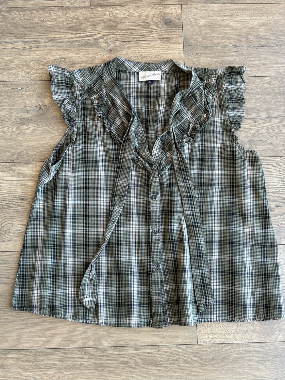 Universal Thread Green Plaid Ruffle Tie-Front Top